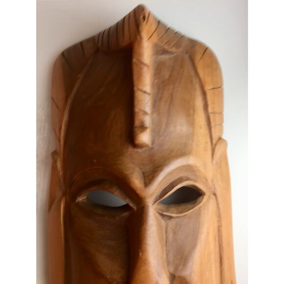 Pair of Hand Carved African Tribal Masks – Unique Wall Art, Africa Ceremonial - Picture 7 of 10